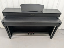 Load image into Gallery viewer, Yamaha Clavinova CLP-735 in satin black with stool and manuals stock nr 24354
