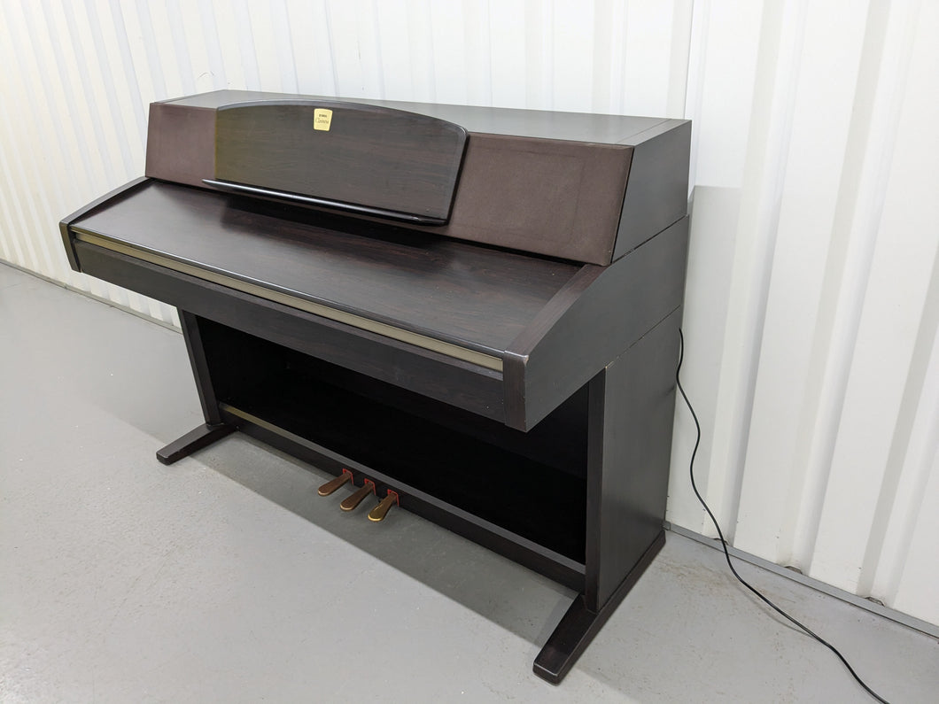 Yamaha Clavinova CLP-970 Digital Piano in dark rosewood stock nr 24355