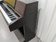 Load image into Gallery viewer, Yamaha Clavinova CLP-970 Digital Piano in dark rosewood stock nr 24355
