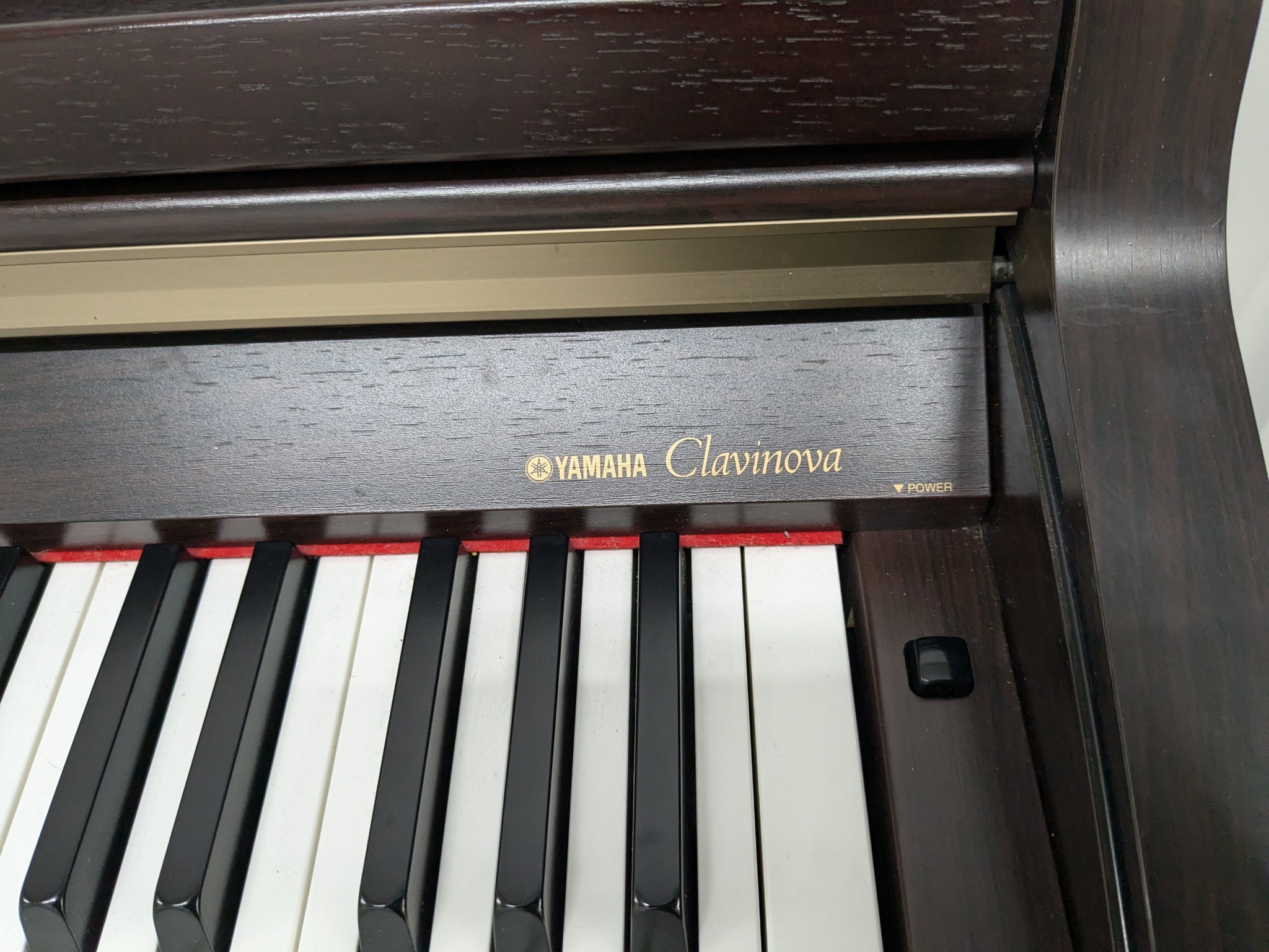 Yamaha Clavinova CLP-930 Digital Piano and stool in dark rosewood