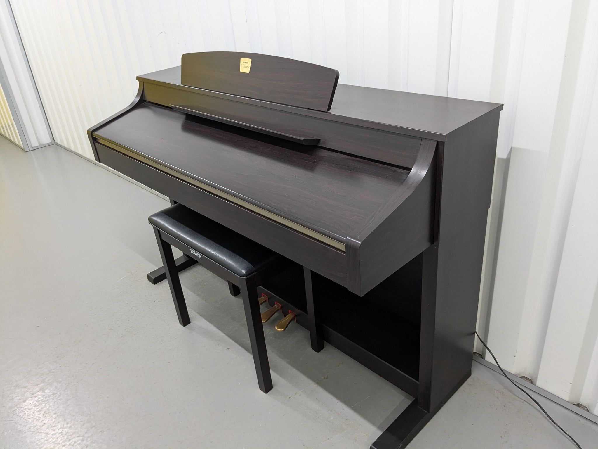 Yamaha Clavinova CLP-330 Digital Piano and stool in dark rosewood