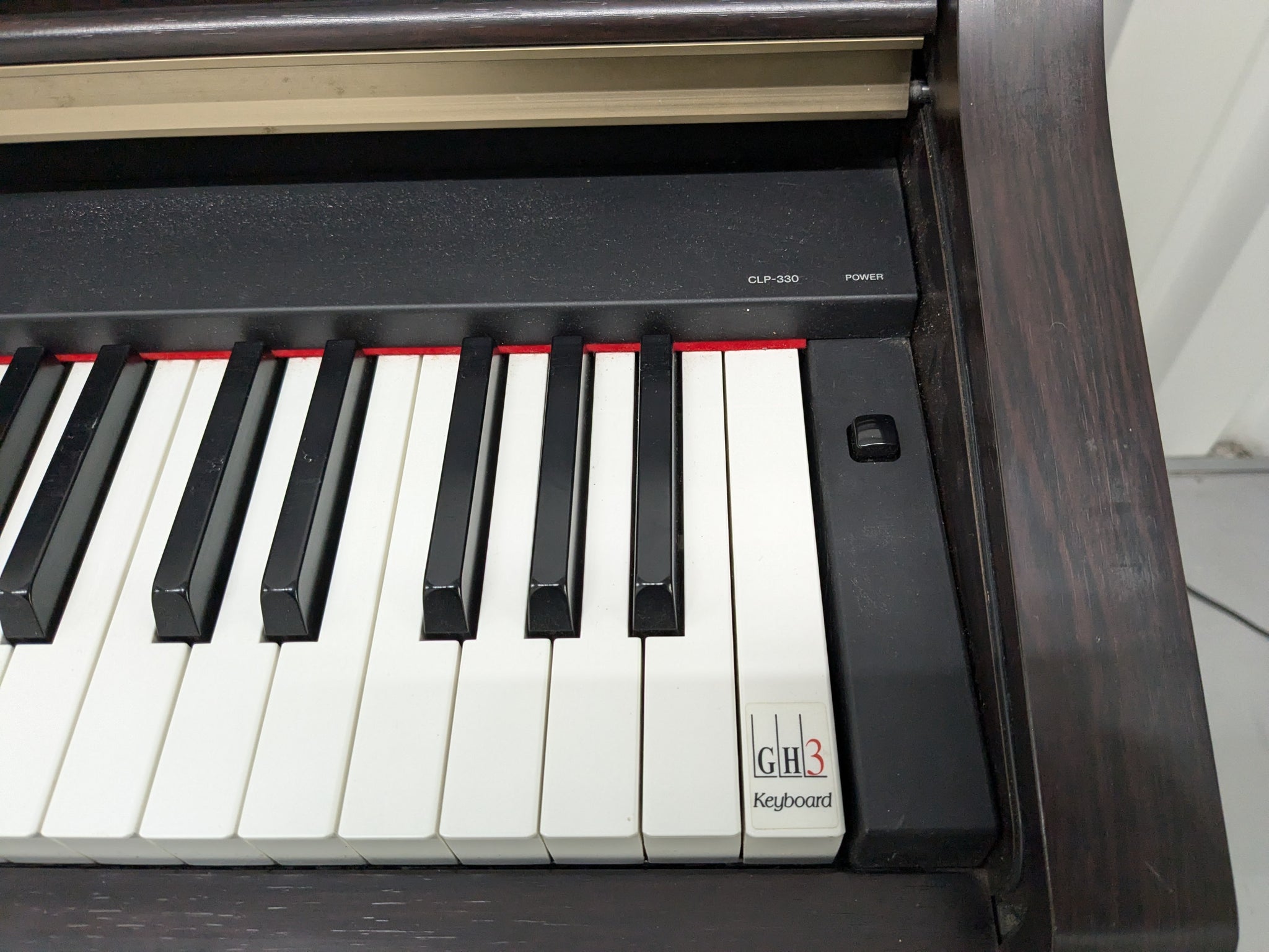 Yamaha Clavinova CLP-330 Digital Piano and stool in dark rosewood