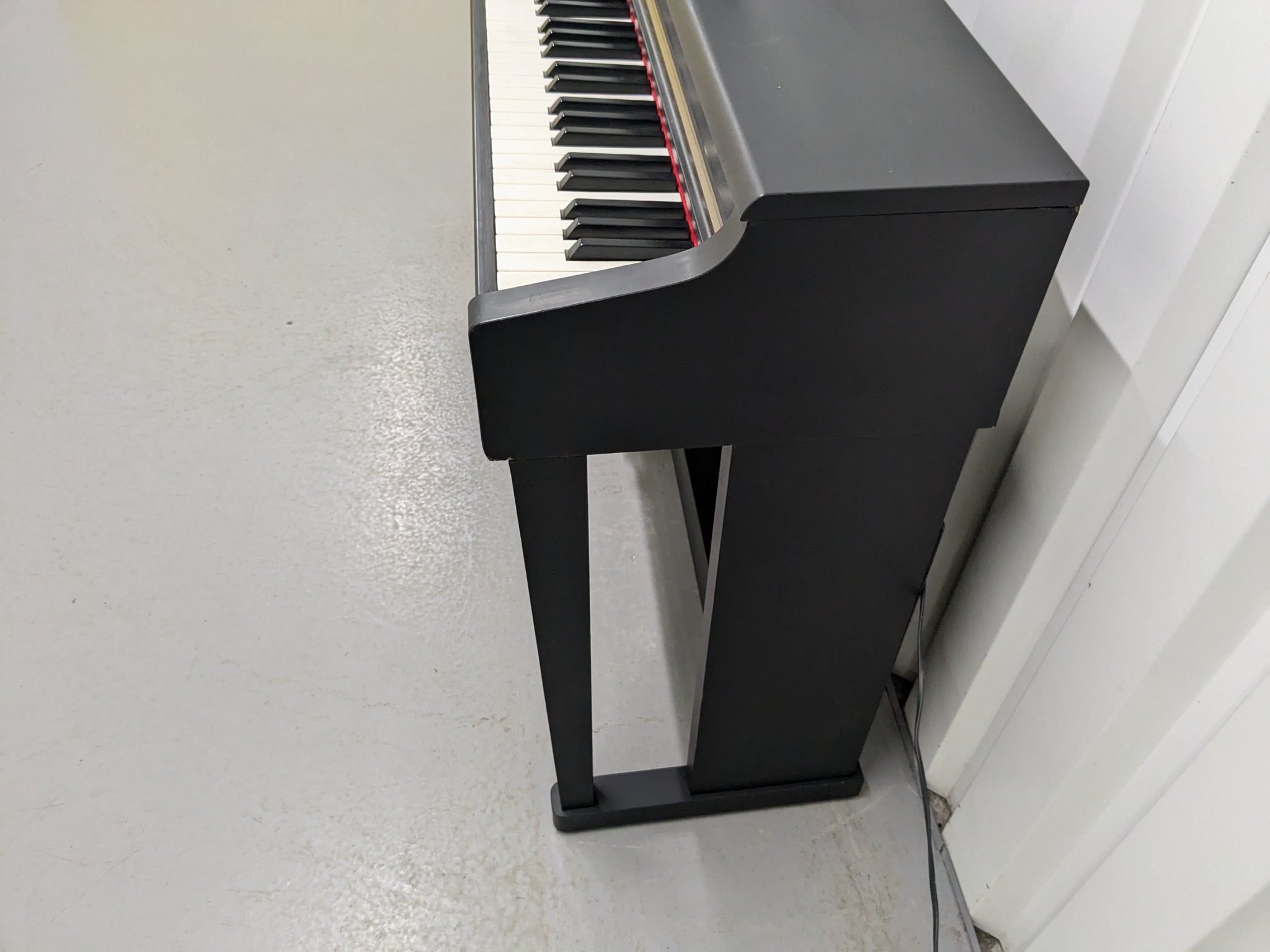 Kawai digital piano CN24 In black Finish stock number 24395