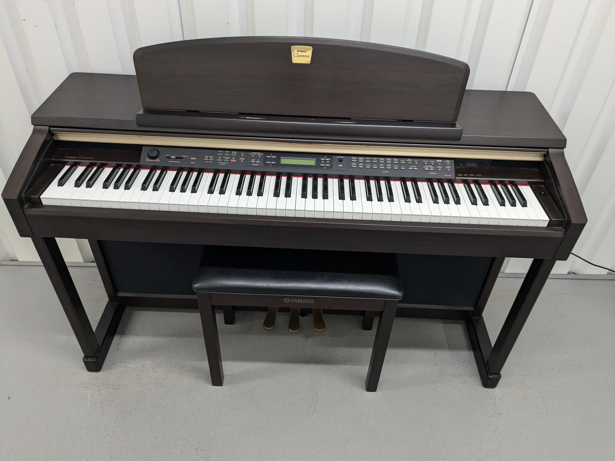 Yamaha Clavinova CLP-170 Digital Piano in dark rosewood colour