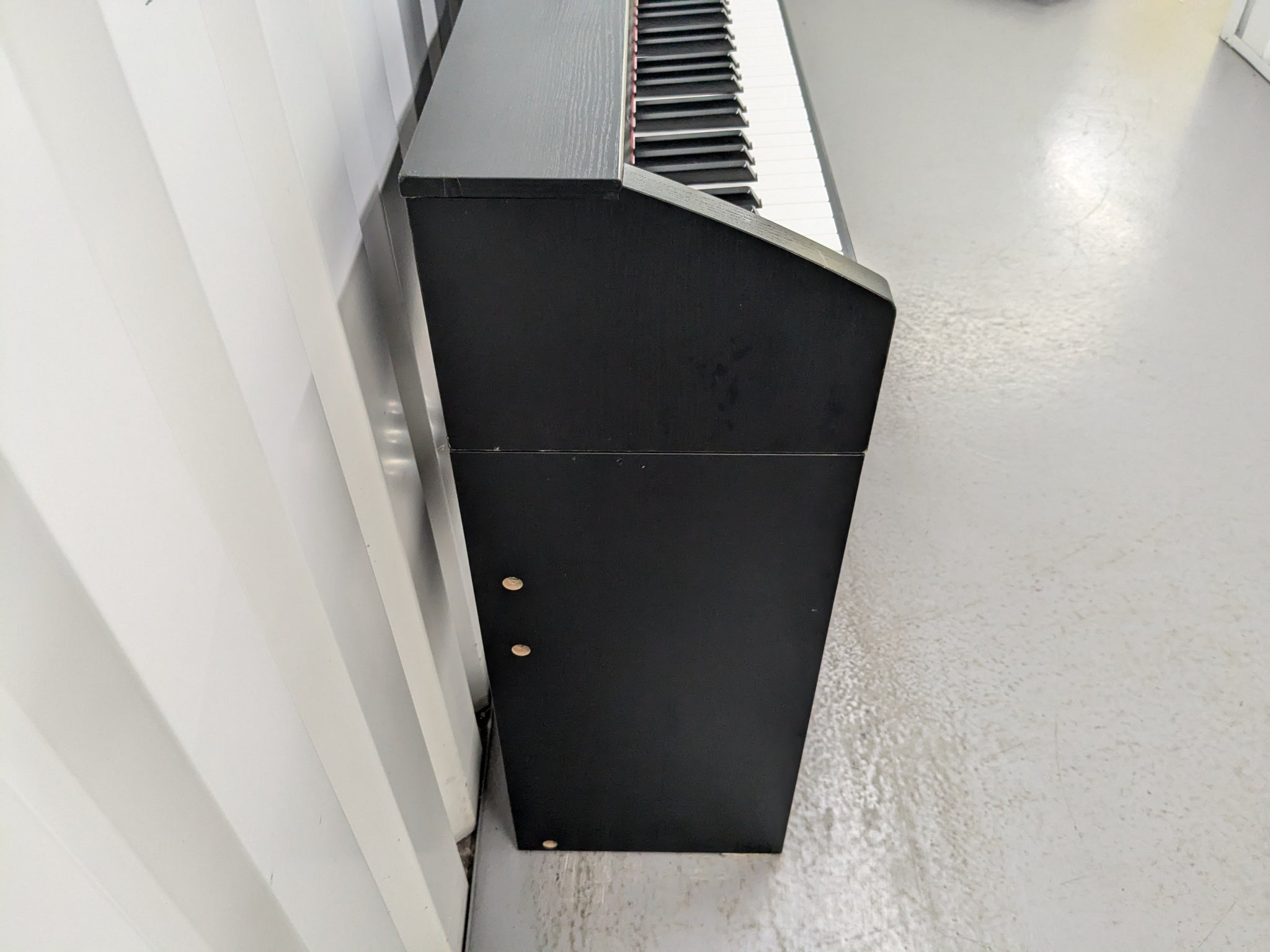 Casio Privia PX-750 Slim Digital Piano in satin black space saving