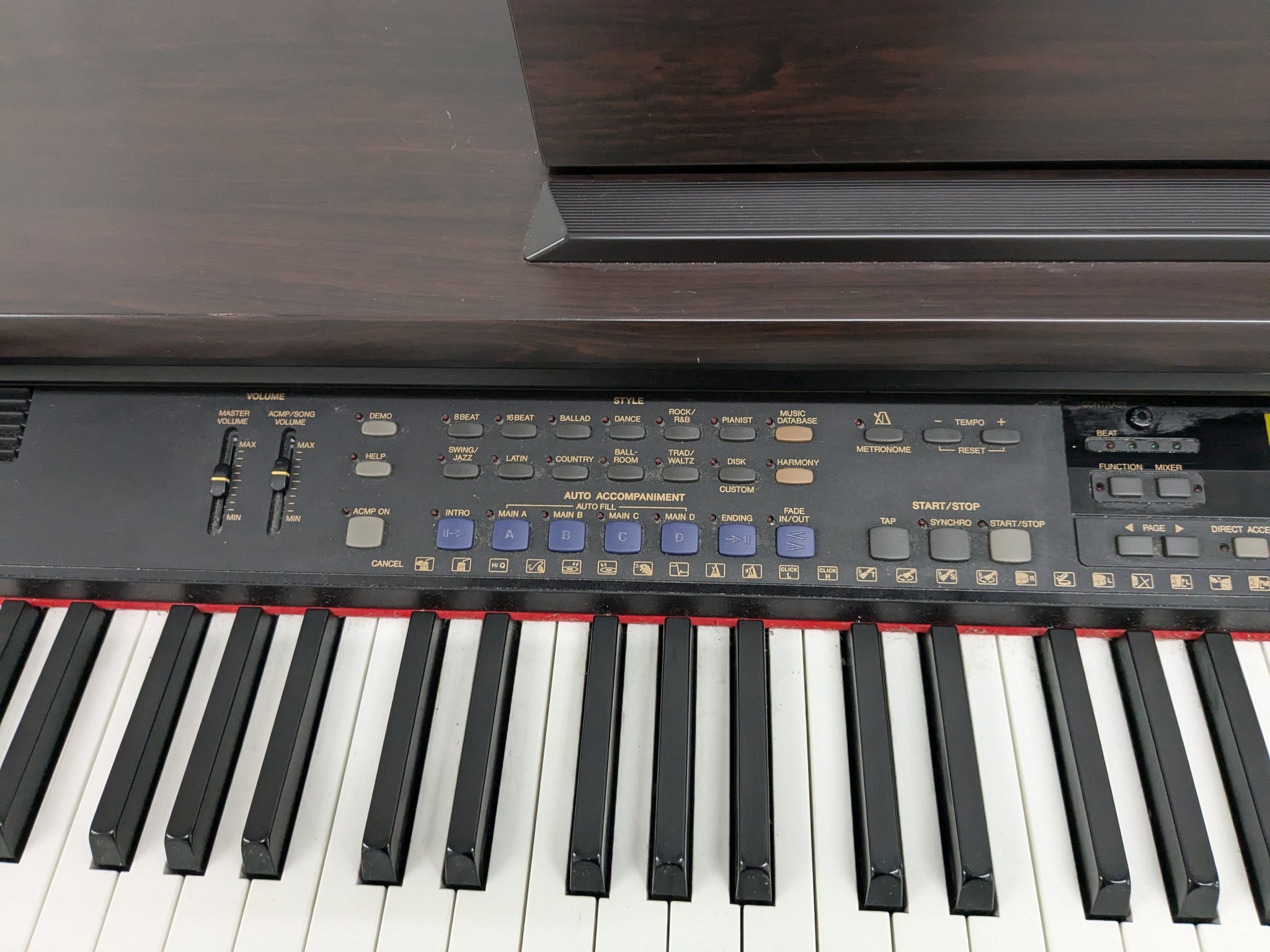 YAMAHA クラビノーバ　CVP-201 Yamaha Clavinova CVP-201 Digital Piano arranger Full Size 88 keys
