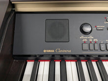 Load image into Gallery viewer, Yamaha Clavinova CVP-301 Digital Piano / arranger in rosewood. stock # 24481
