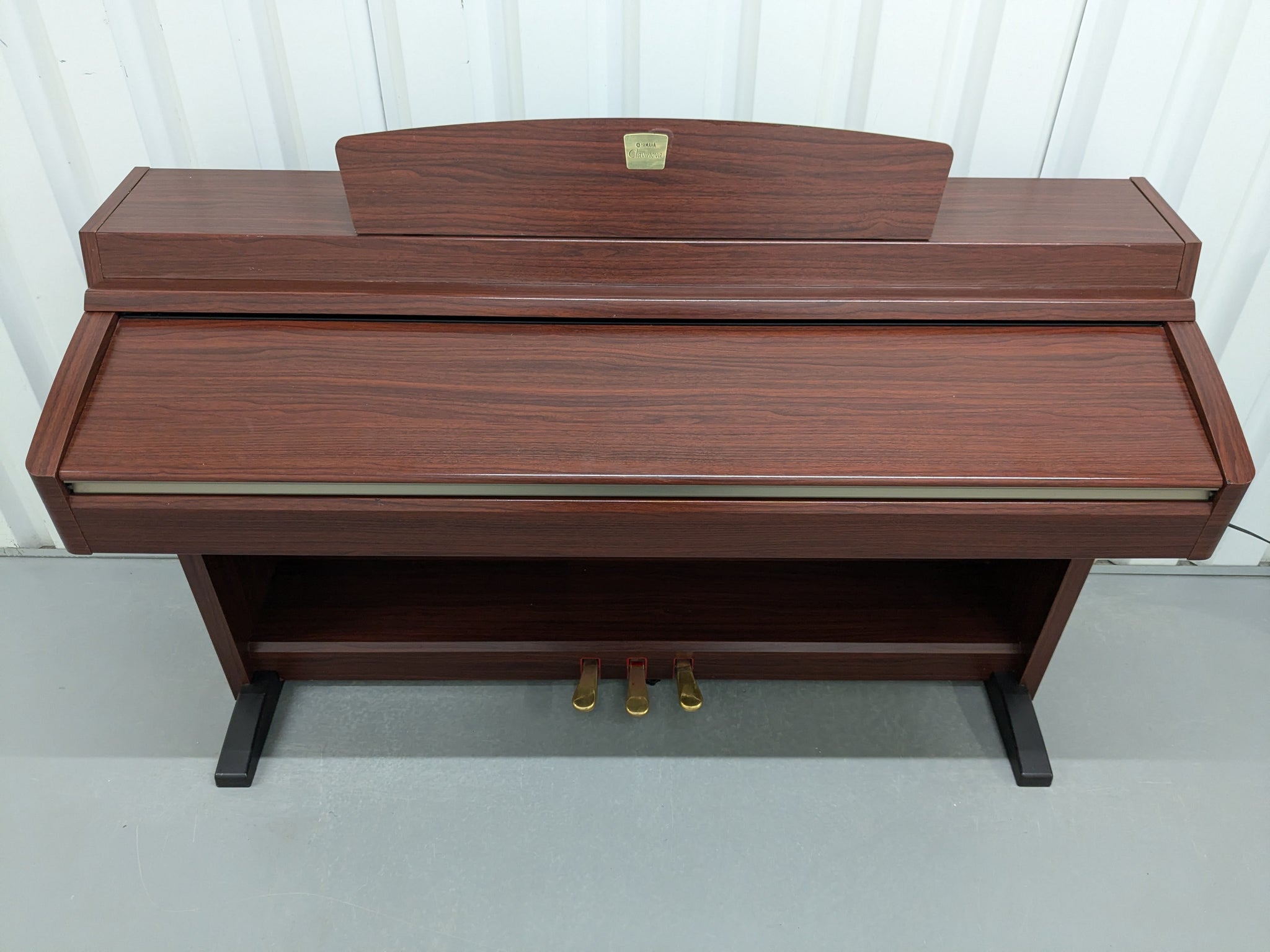 Yamaha Clavinova CLP-230 Digital Piano in mahogany finish stock nr 235 –  Sulinda Music