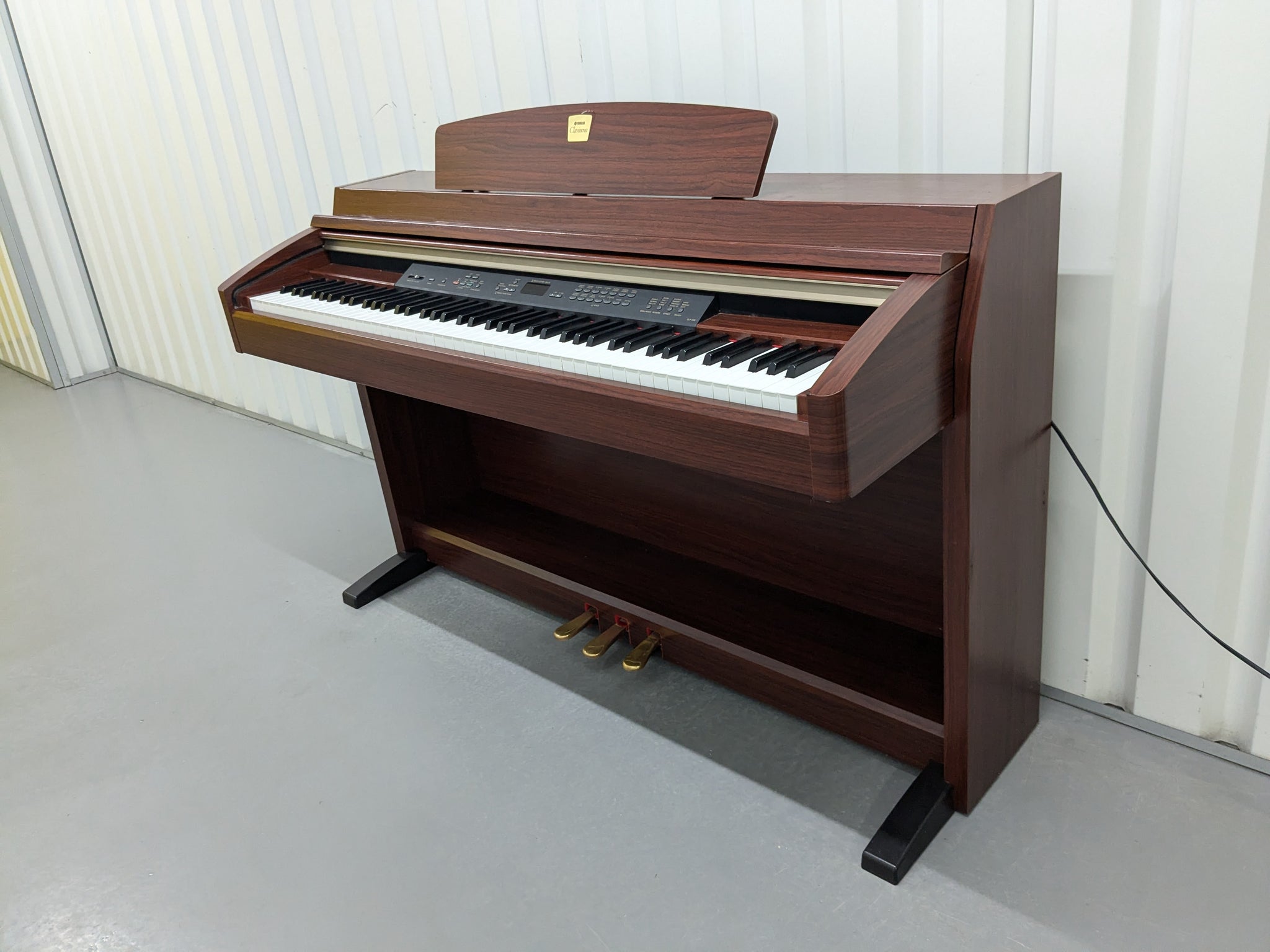 Yamaha Clavinova CLP-230 Digital Piano in mahogany finish stock nr 235 –  Sulinda Music