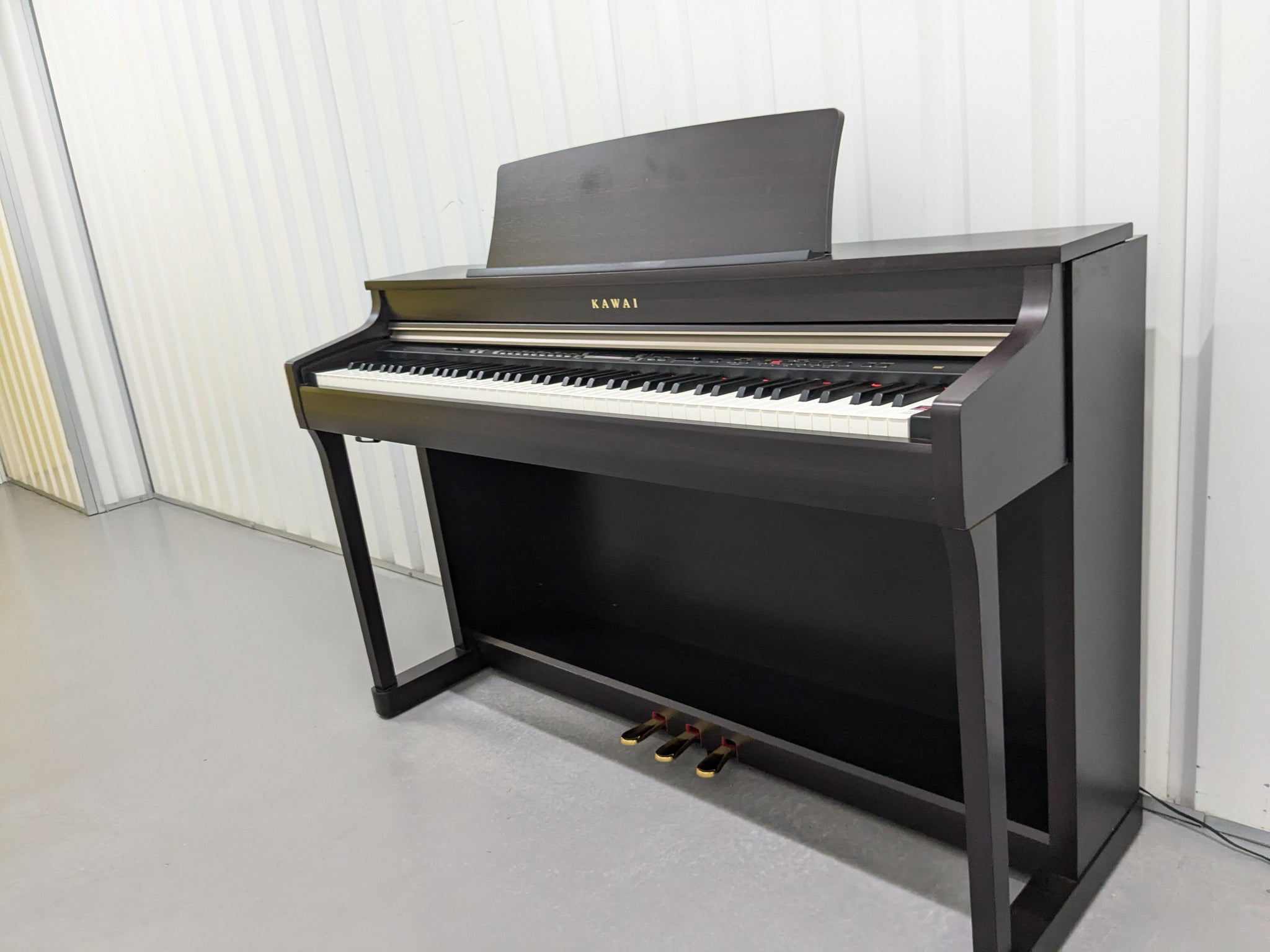 Kawai CN35 professional high-specs digital piano in rosewood 