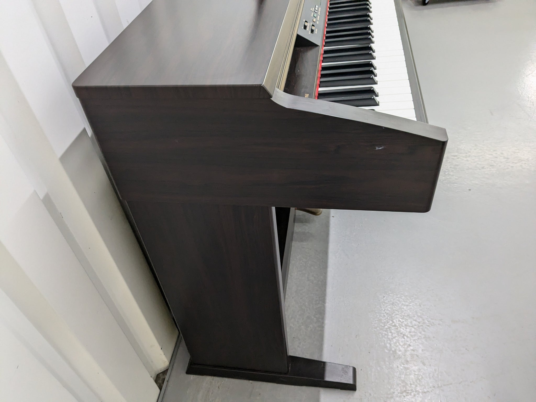 Yamaha Clavinova CLP-120 Digital Piano and stool in dark rosewood