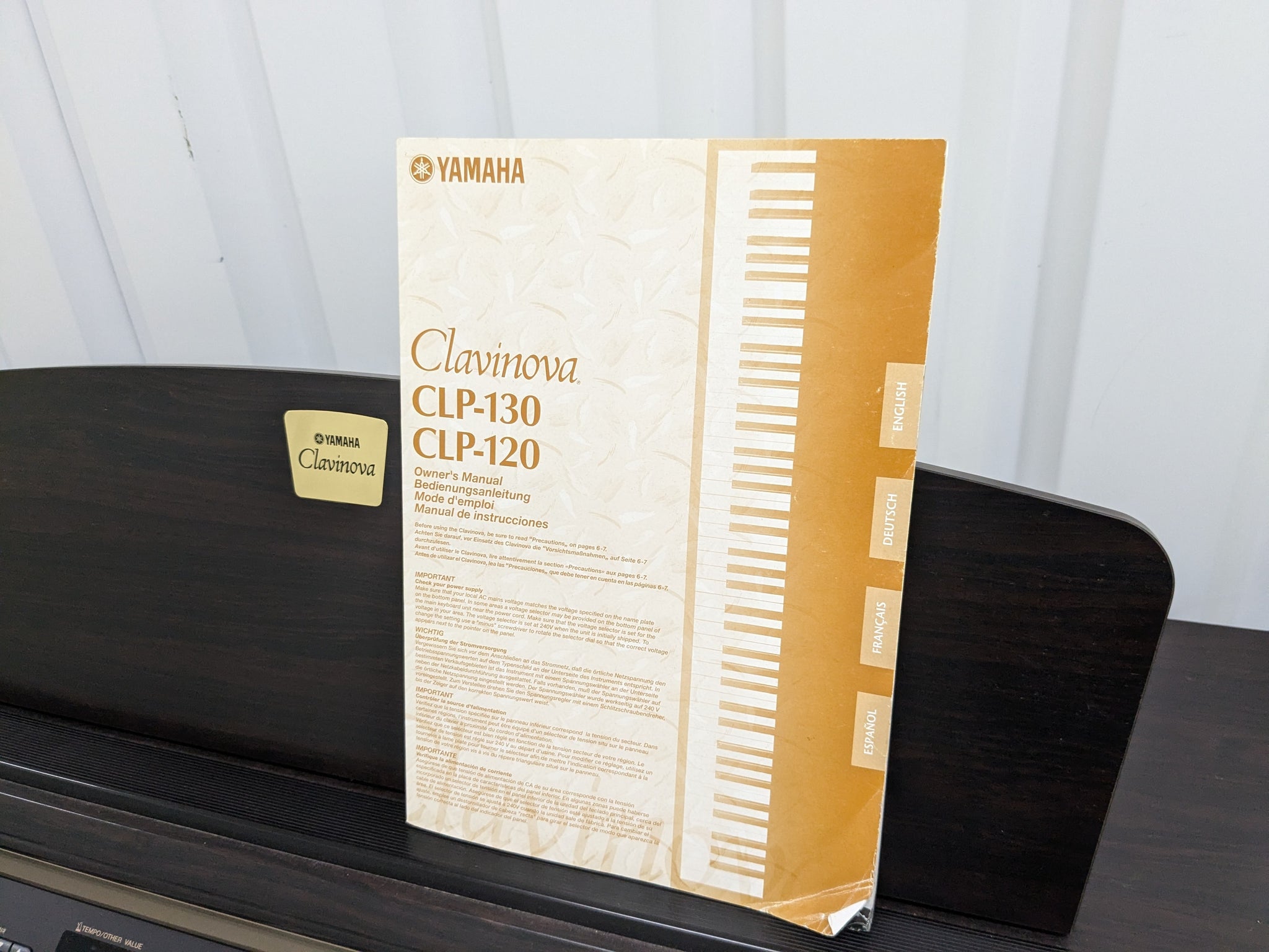 Yamaha Clavinova CLP-120 Digital Piano and stool in dark rosewood