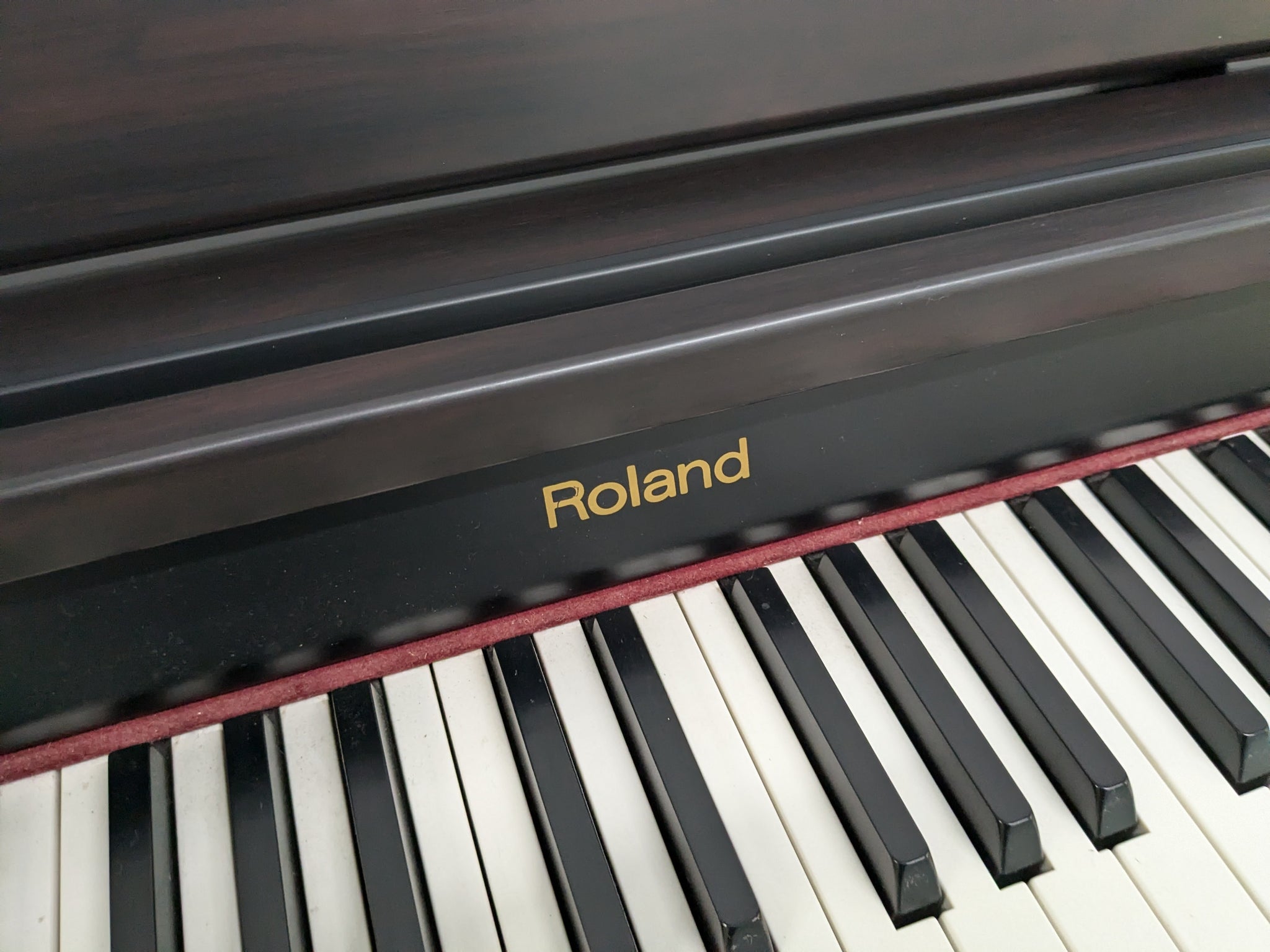 Roland HP-1 Digital Piano Full Size 88 weighted keys, 2 pedals