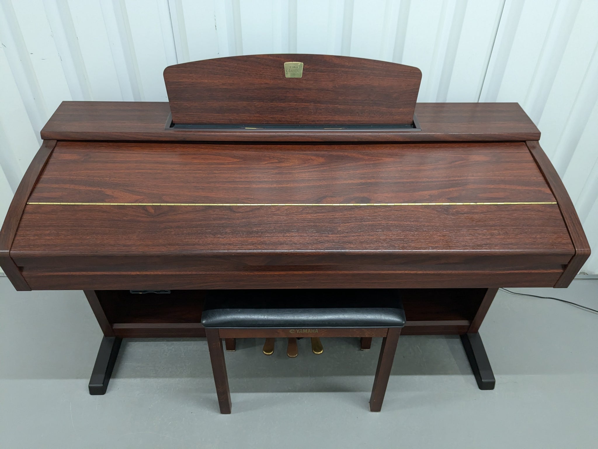 Yamaha Clavinova CVP-303 Digital Piano arranger + stool in