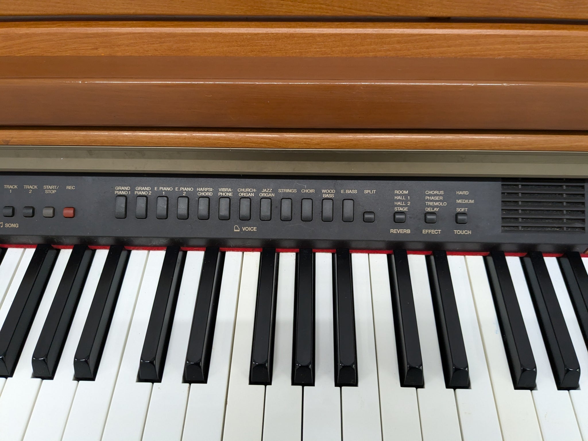 Yamaha Clavinova CLP-950 Digital Piano in cherry wood finish stock