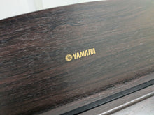 Load image into Gallery viewer, Yamaha Arius YDP-121 Digital Piano in dark rosewood stock nr 24615
