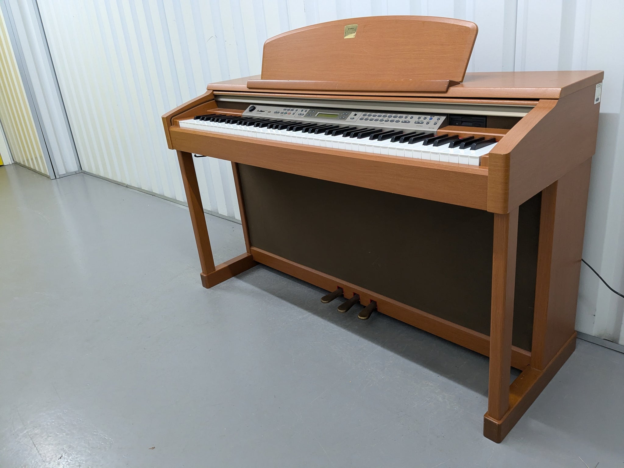 Yamaha Clavinova CLP-170 digital piano in cherry wood finish stock