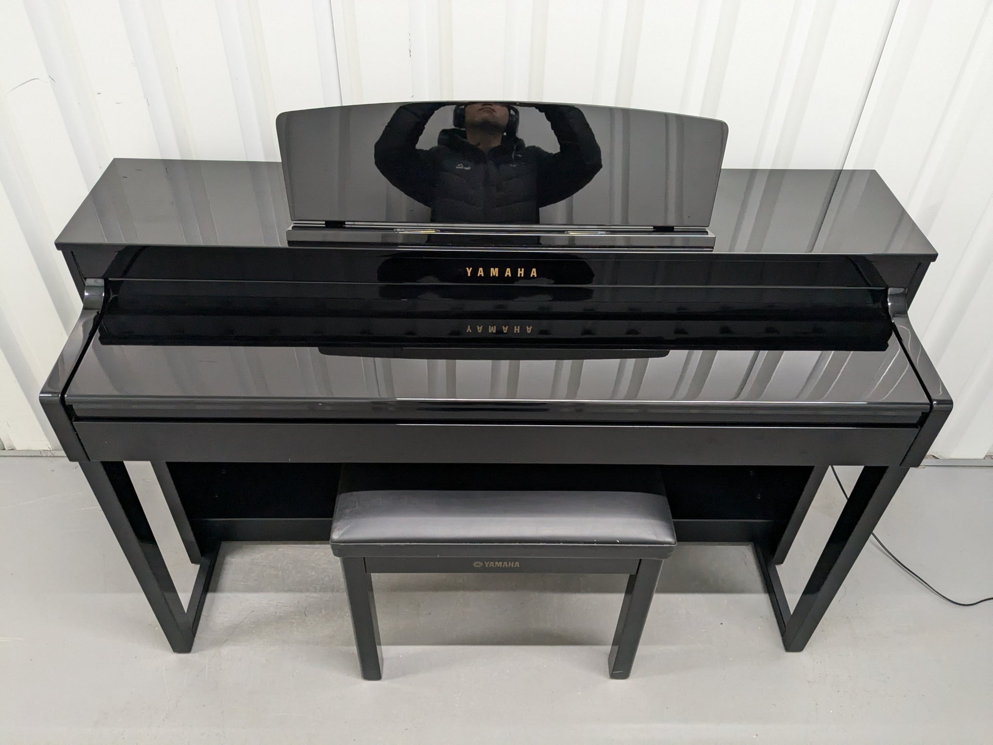 Yamaha Clavinova CLP-470 digital piano polished ebony glossy black