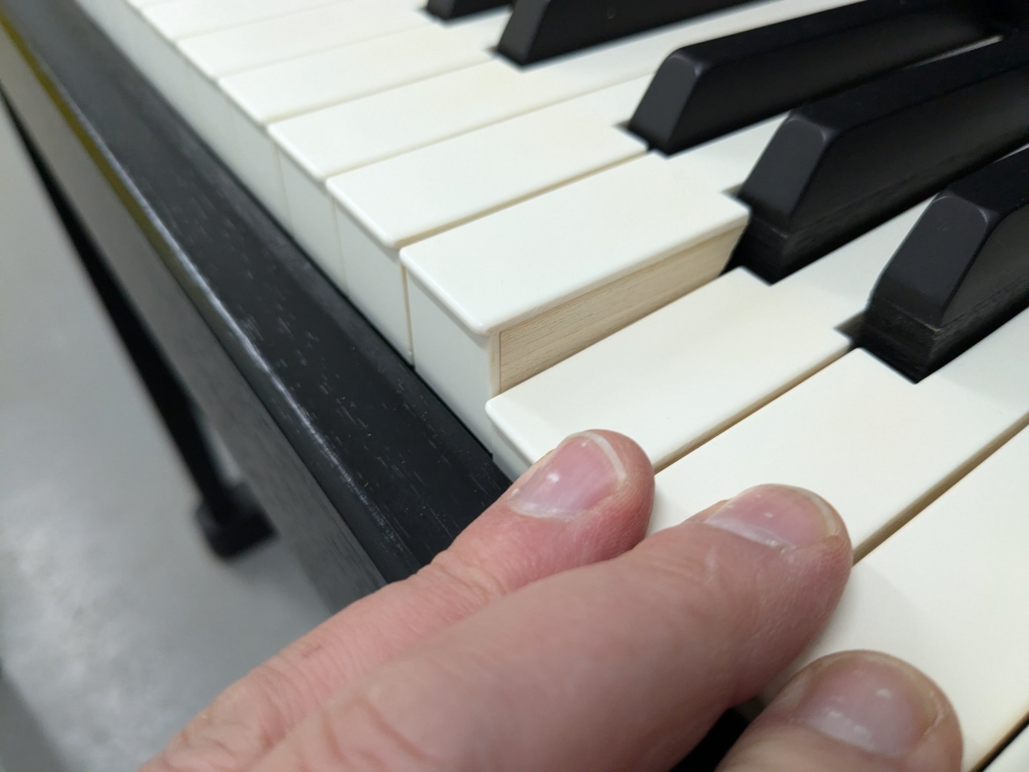 Kawai CA65 Concert Artist professional piano + stool in