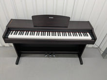 Load image into Gallery viewer, Yamaha Arius YDP-131 Digital Piano in rosewood finish stock nr 24647
