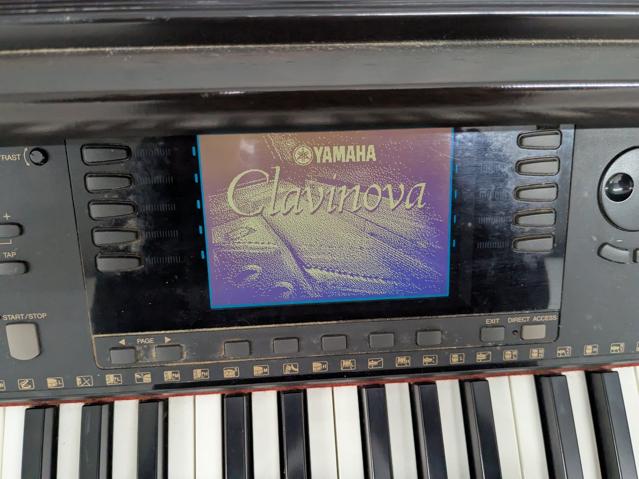 YAMAHA クラビノーバCVP105 Yamaha Clavinova CVP-105 digital piano arranger in rosewood stock