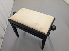 Load image into Gallery viewer, Yamaha Clavinova CVP-301 Digital Piano / arranger and stool rosewood stock #25054
