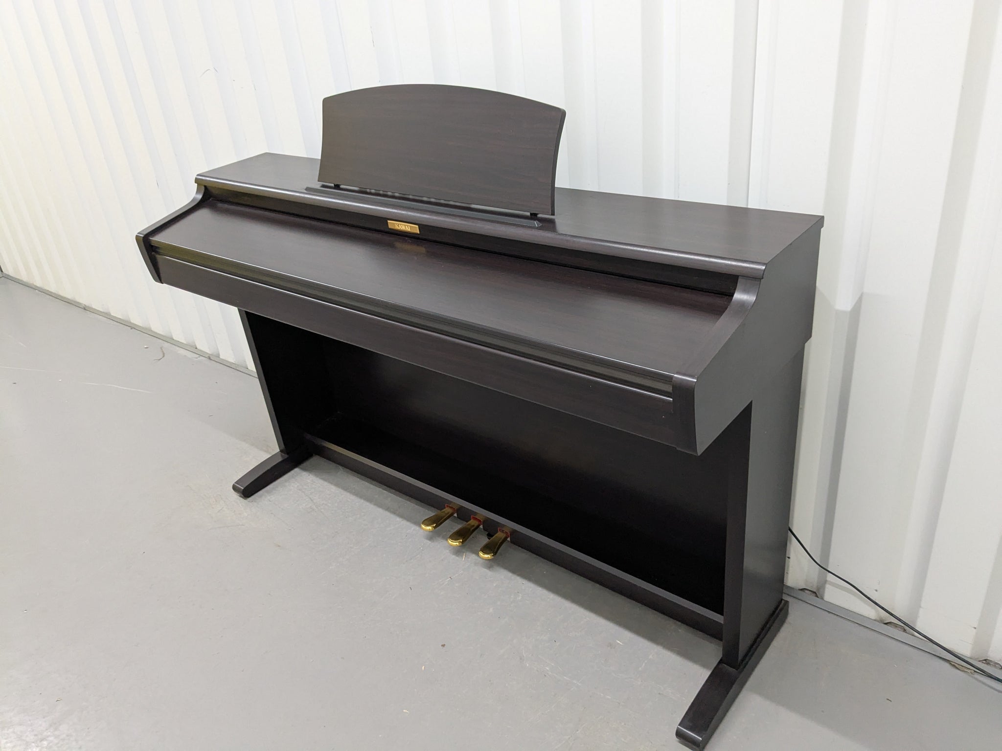 Kawai CN22 digital piano and stool In dark rosewood finish stock