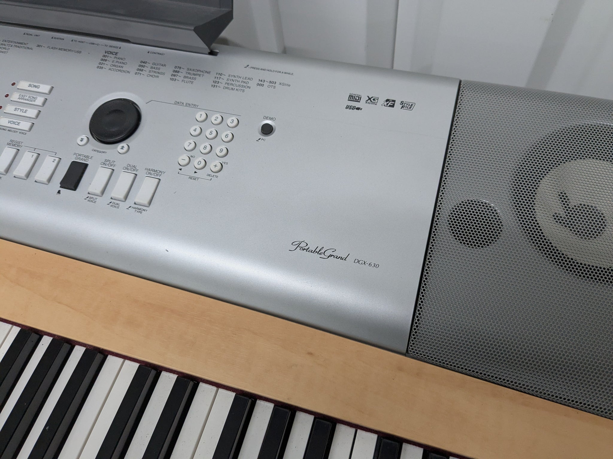 美品 YAMAHA ヤマハ 88鍵 電子ピアノ ポータブルグランド DGX-630 +