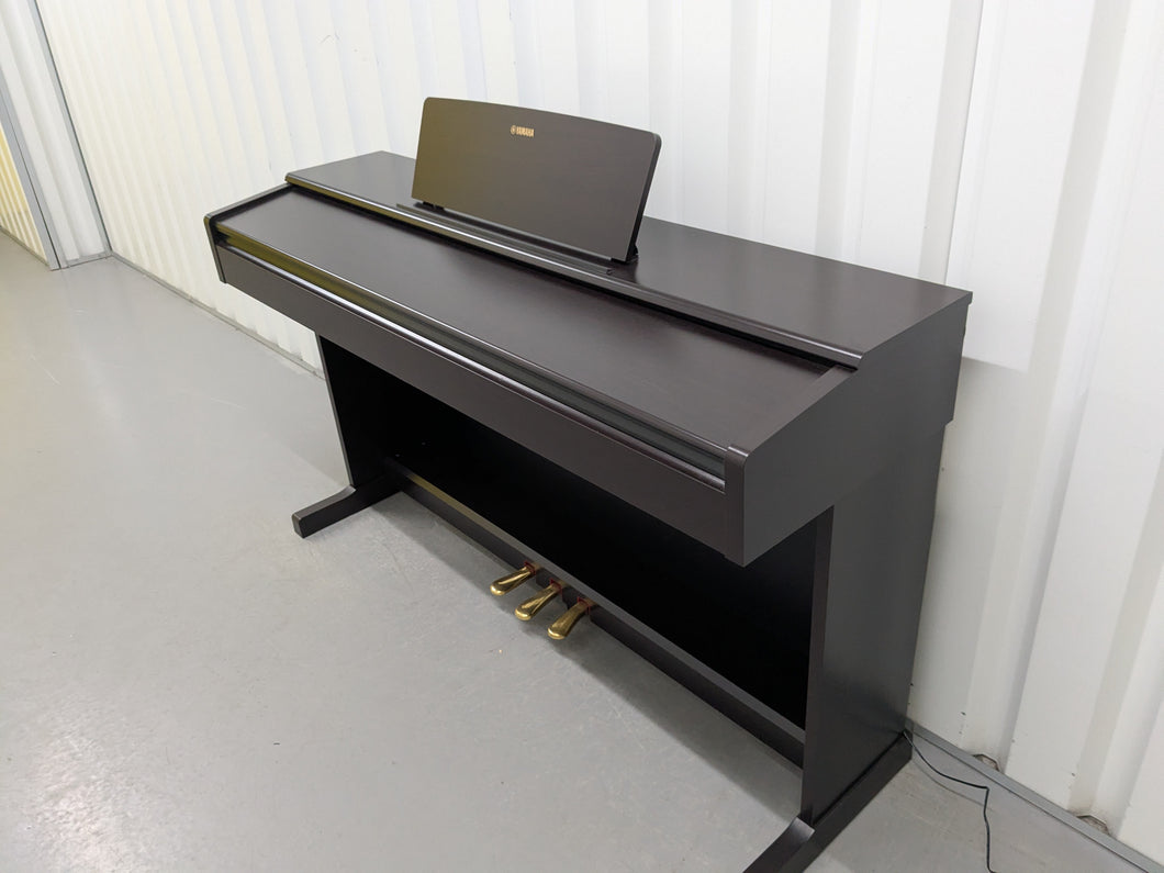 Yamaha Arius YDP-144 digital piano in dark rosewood stock nr 25077