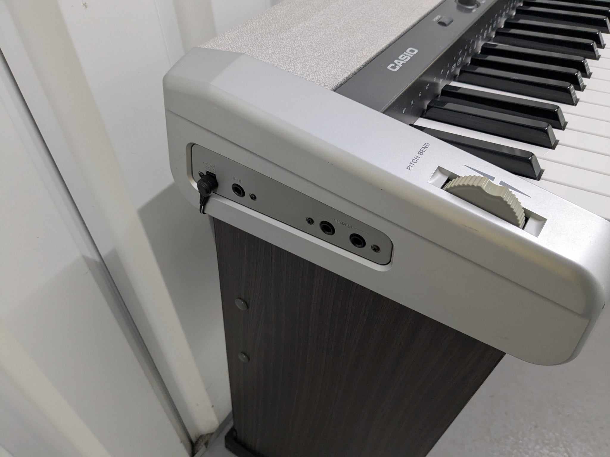 Casio Privia PX-410R digital piano with stand and sustain