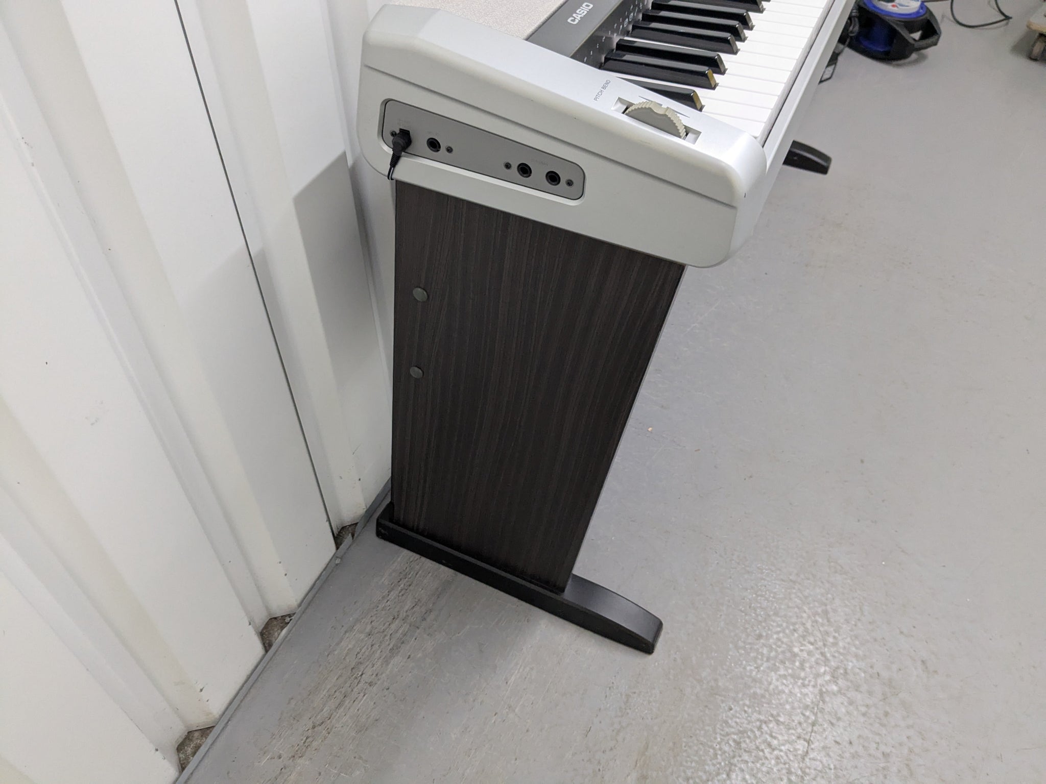 Casio Privia PX-410R digital piano with stand and sustain pedal
