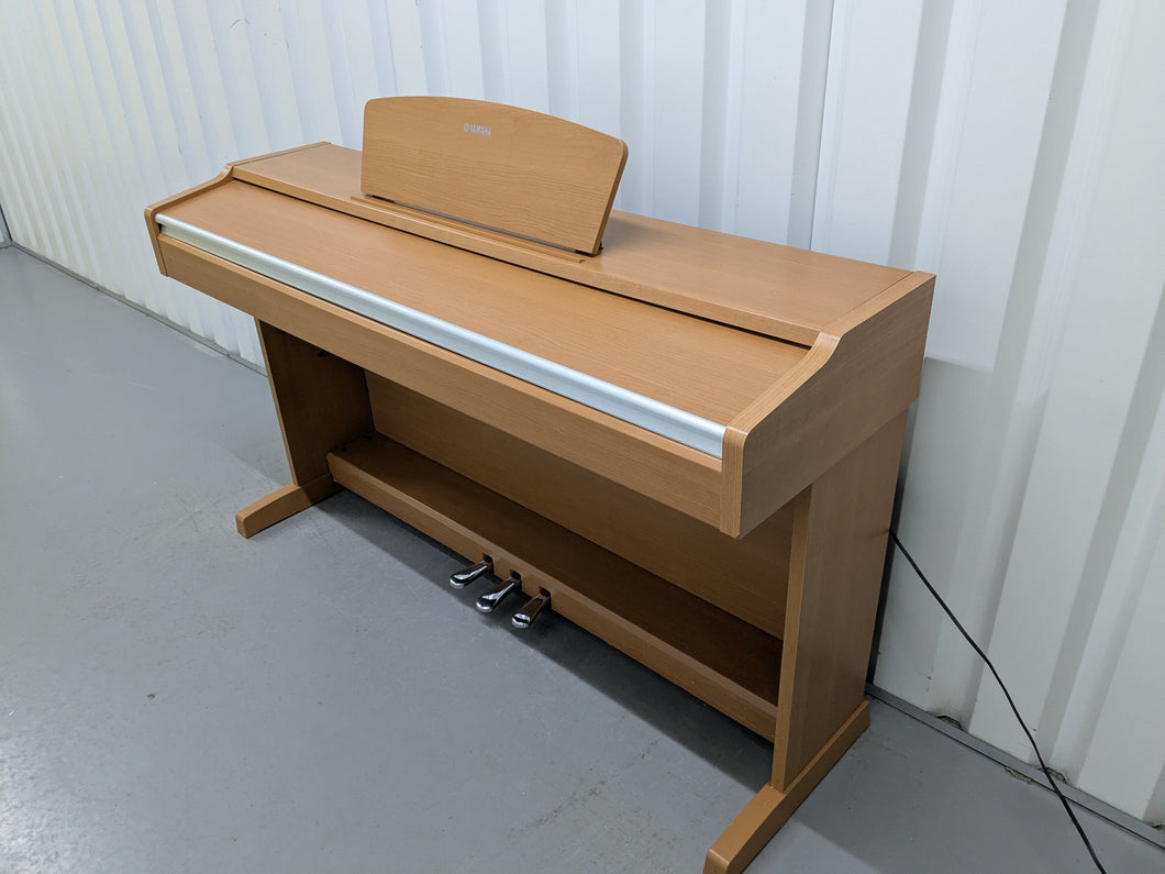 Yamaha Arius YDP-131 Digital Piano in cherry wood finish stock nr 25099