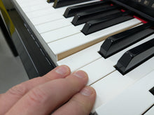 Load image into Gallery viewer, YAMAHA CLAVINOVA CVP-309PE DIGITAL PIANO + STOOL IN GLOSSY BLACK stock 25112
