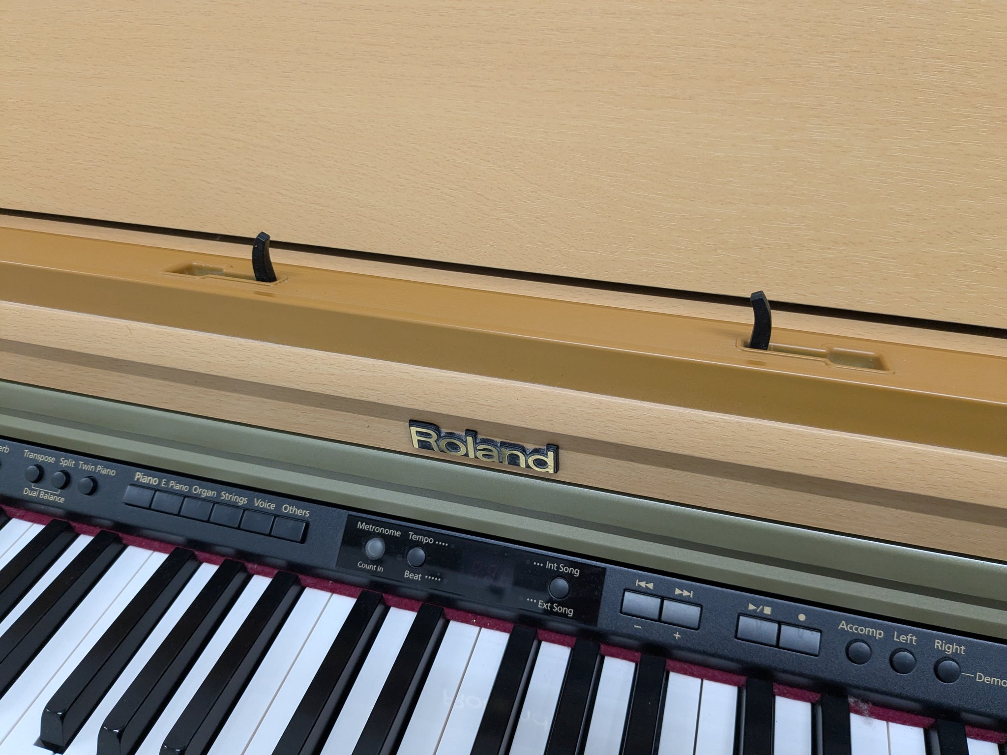 Roland HP203 digital piano and stool in cherry wood finish stock