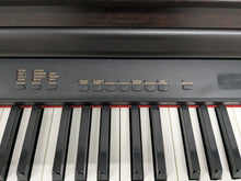 Load image into Gallery viewer, Yamaha Clavinova CLP-840 Digital Piano in dark rosewood finish stock # 25117
