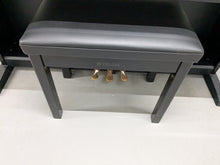Load image into Gallery viewer, Yamaha Clavinova CVP-501 Digital Piano / arranger in glossy black. stock # 25121
