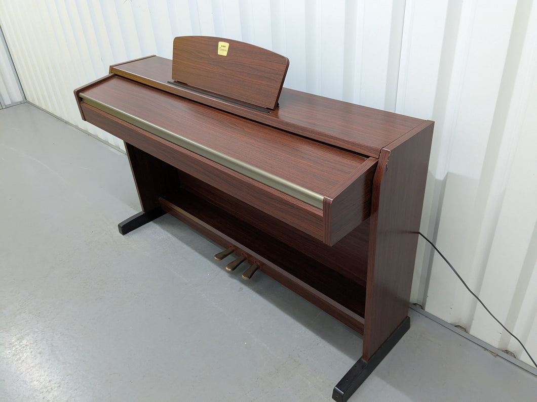 Yamaha Clavinova CLP-220 digital piano in mahogany finish stock #25133