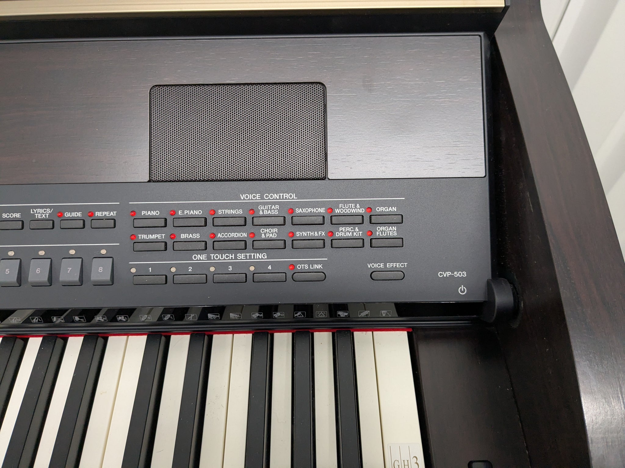 YAMAHA CLAVINOVA CVP-503 DIGITAL PIANO IN DARK ROSEWOOD stock
