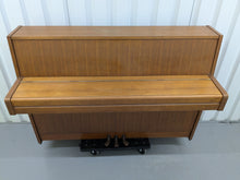 Load image into Gallery viewer, Yamaha Upright Acoustic piano (1972) made in Japan stock #25154
