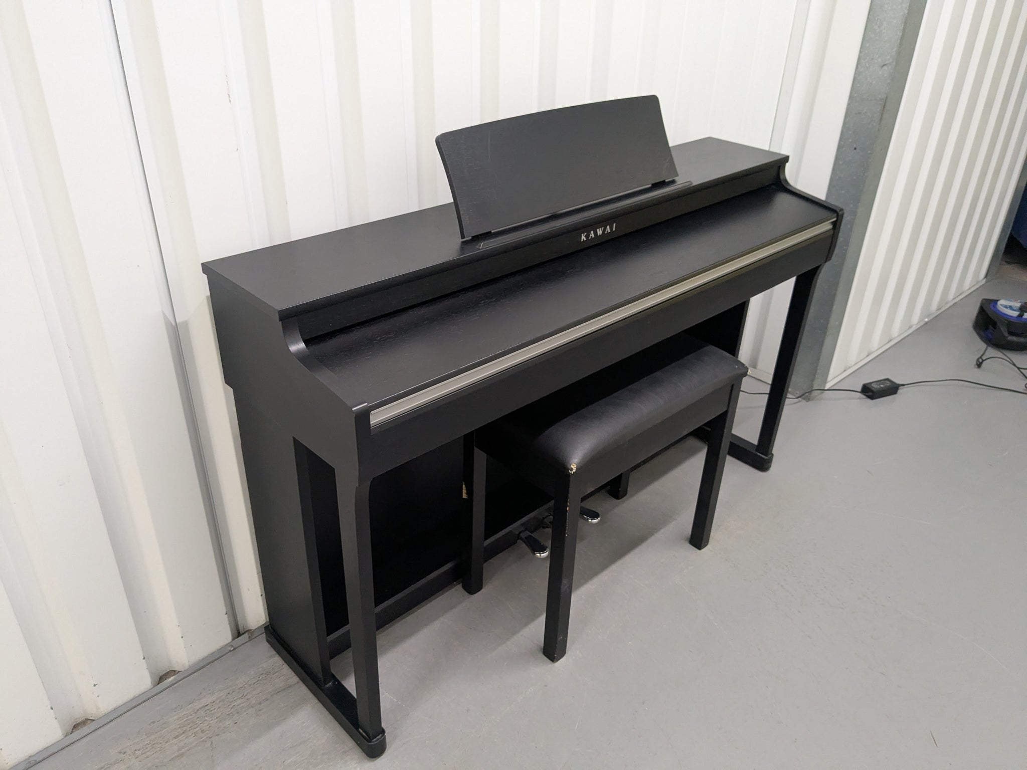 KAWAI デジタルピアノ CN23 Kawai CN25 digital piano and stool In satin black stock #25159