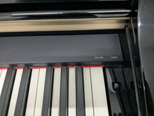 Load image into Gallery viewer, YAMAHA CLAVINOVA CLP-370PE DIGITAL PIANO + STOOL IN GLOSSY BLACK stock nr 25171
