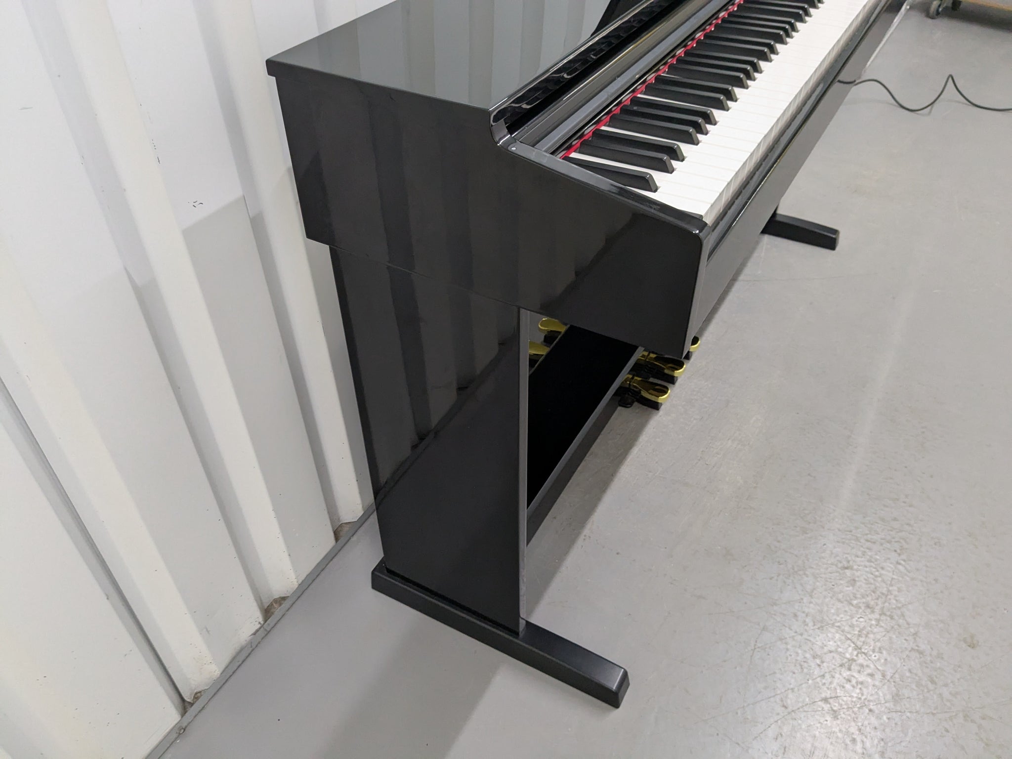gear 4 music e piano DP-10X Digital Piano by Gear4music, Gloss Black