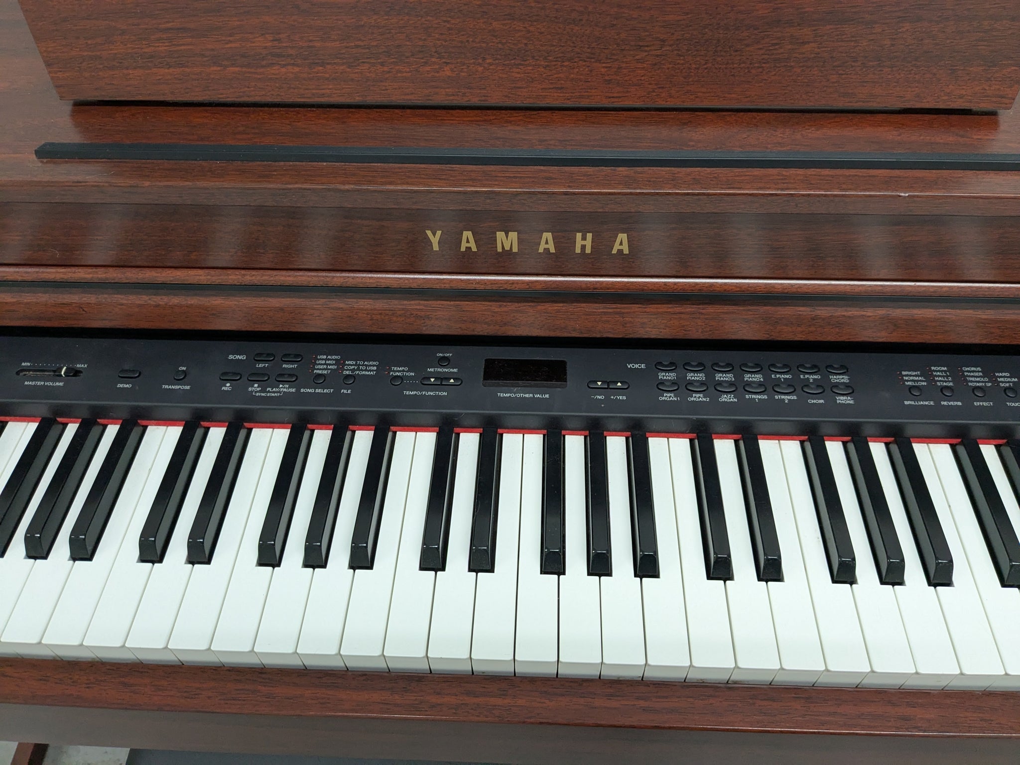 Yamaha Clavinova CLP-430 Digital Piano and stool in mahogany stock