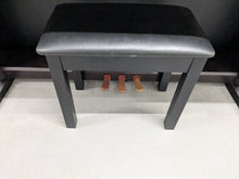 Load image into Gallery viewer, Yamaha Clavinova YDP-223 Digital Piano Full Size 88 keys 3 pedals stock nr 25266
