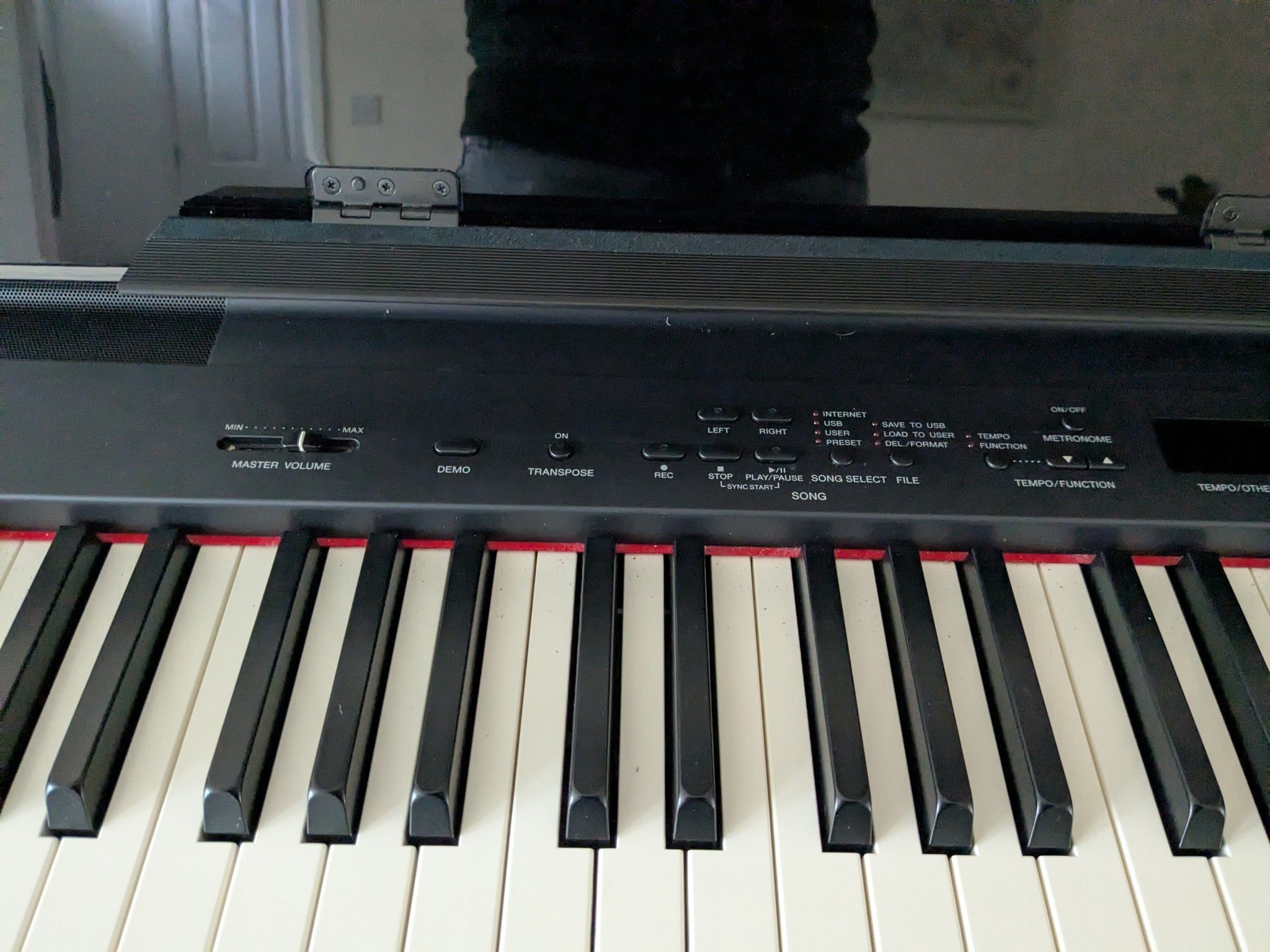 YAMAHA　電子ピアノ　CLP-S306　Clavinova　ピアノ椅子付き ヤマハ | CLP-S306PE - Clavinova（クラビノーバ） - 特長