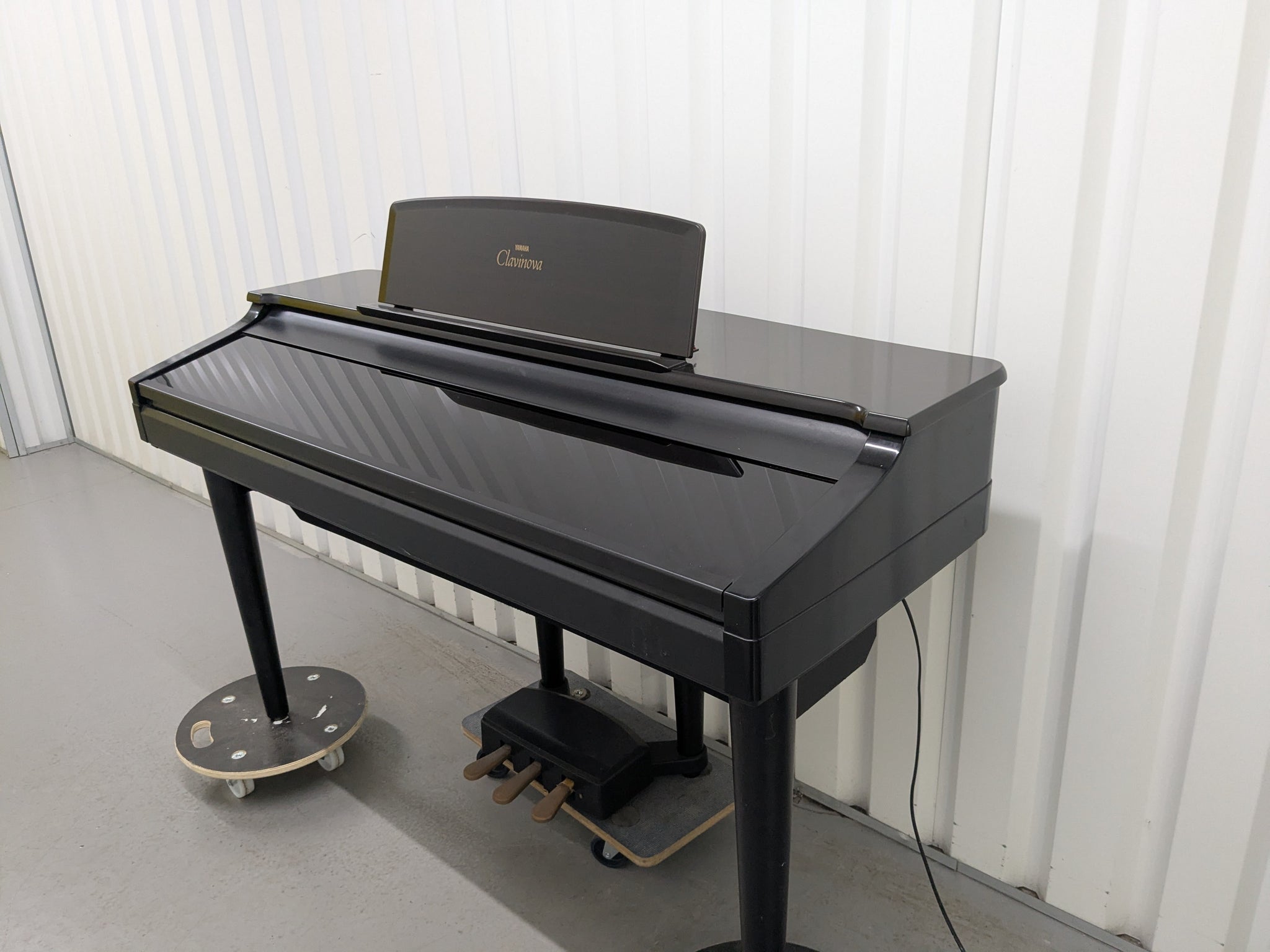 Yamaha Clavinova CVP-96 Digital Piano arranger in polished