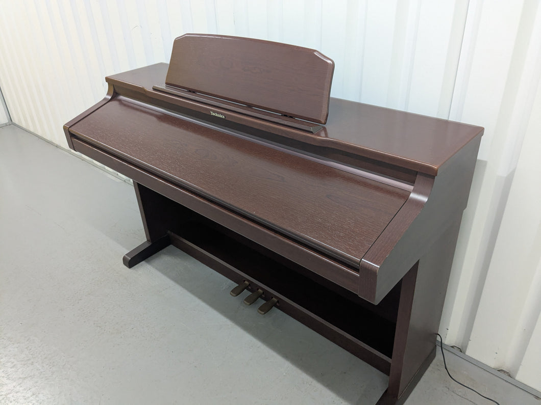 TECHNICS SX-PX336 DIGITAL PIANO IN MAHOGANY stock number 25301