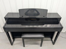 Load image into Gallery viewer, Yamaha Clavinova CLP-440PE Digital Piano polished ebony glossy black stock 25327
