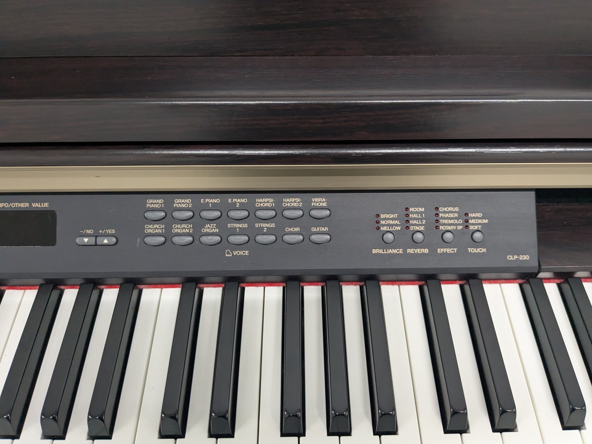 Yamaha Clavinova CLP-230 digital piano in rosewood finish stock