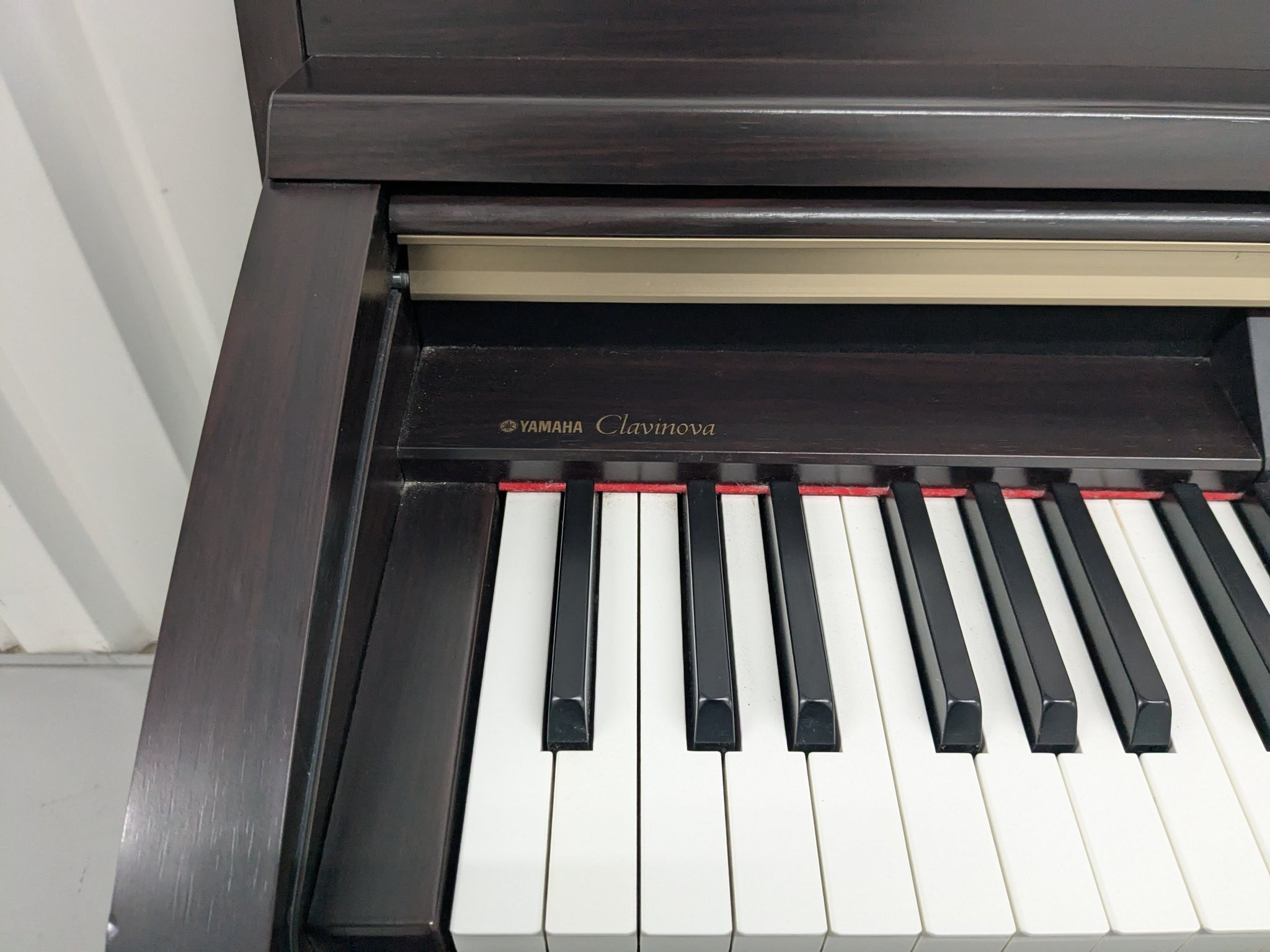 Yamaha Clavinova CLP-230 digital piano in rosewood finish stock